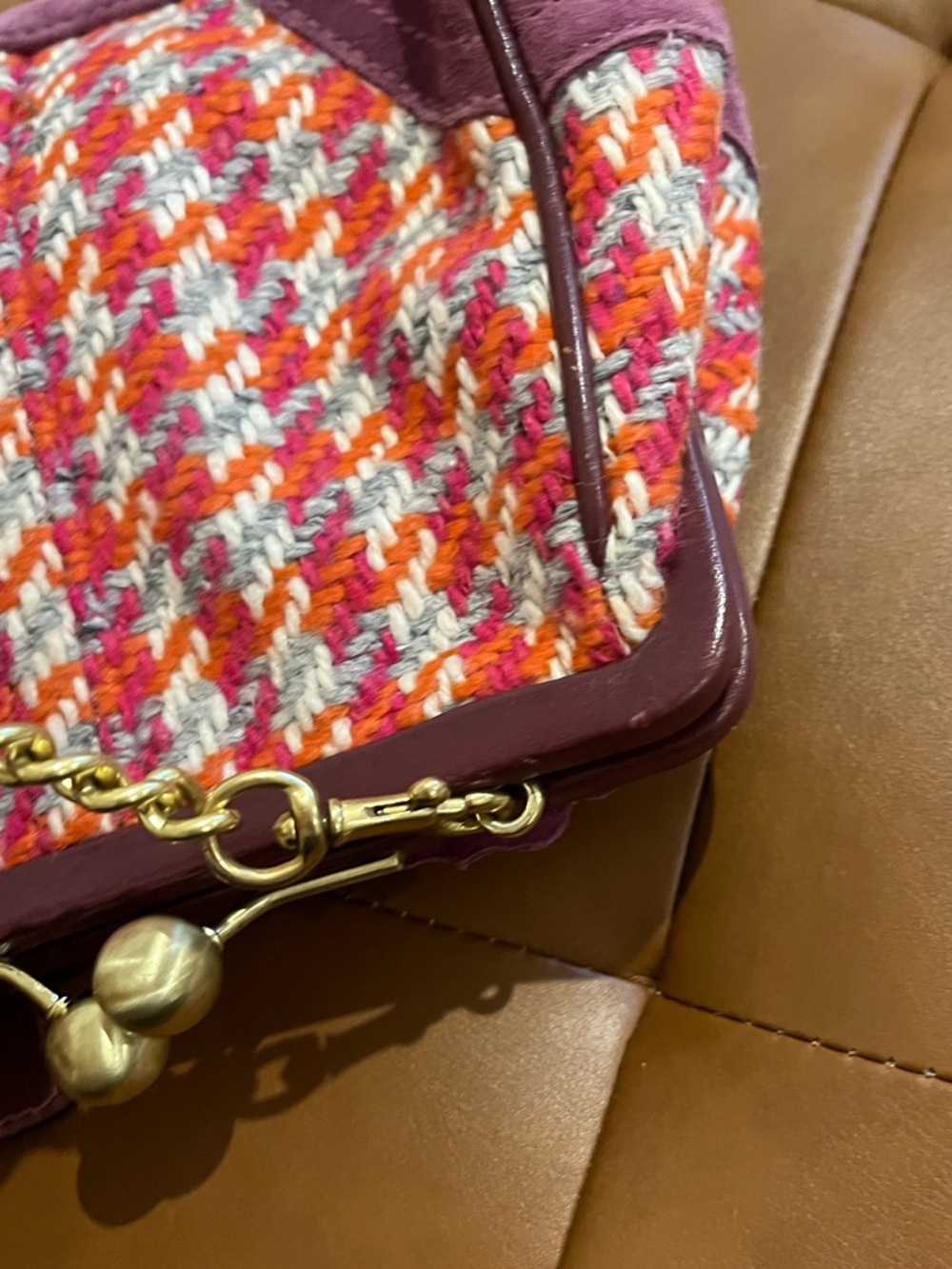COACH Vintage Houndstooth Tweed & Suede Mini Kisslock Bag - Picture 5 of 11